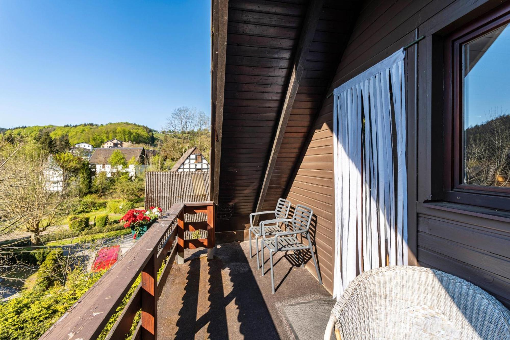 Villa Haus Waldesruh Medebach Esterno foto